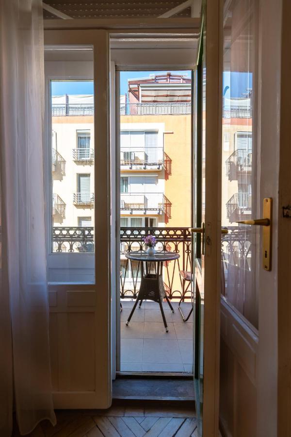 Garys Bright And Spacious Two Bedroom Flat Near Danube Budapeşte Dış mekan fotoğraf